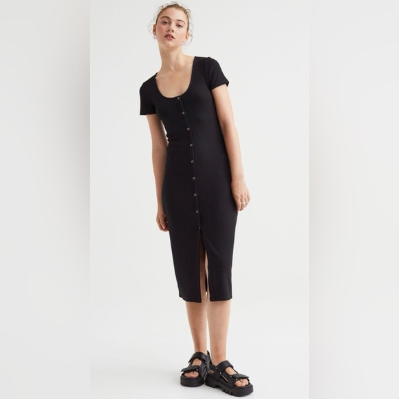 Black Ribbed Button-Down Dress - Picture 1 of 3